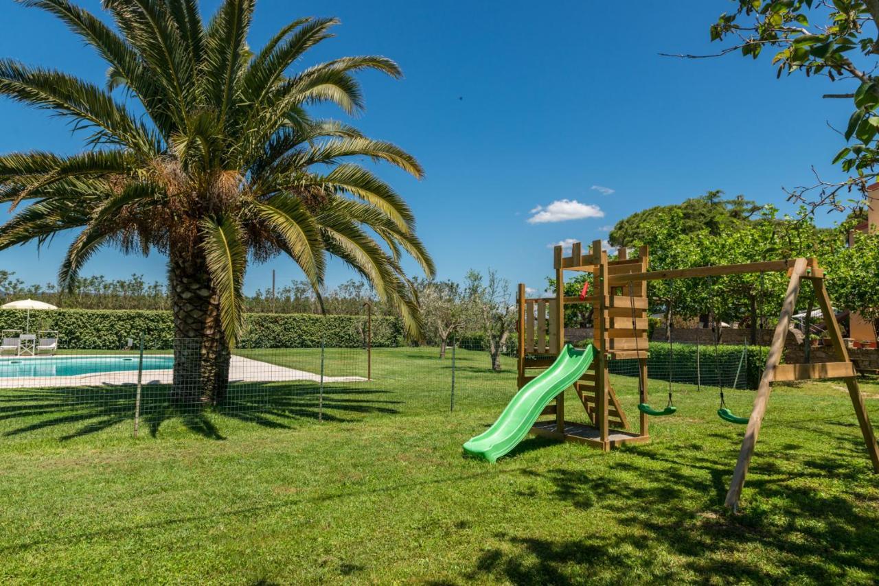 Agriturismo Le Vecchie Scuole Campiglia Marittima Exterior foto